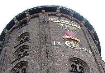 �~���̃N���X�`����4���̃}�[�N