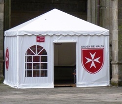 ���n�l�R�m�c�̃e���g