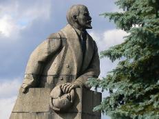 ���[�j����