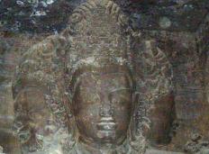 �V���@�_�̂R�ʑ�