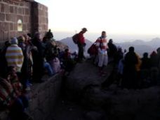 ���̏o��҂l