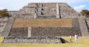 �\�`�J���R���