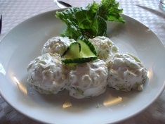 ���[�O���g�̃T���_